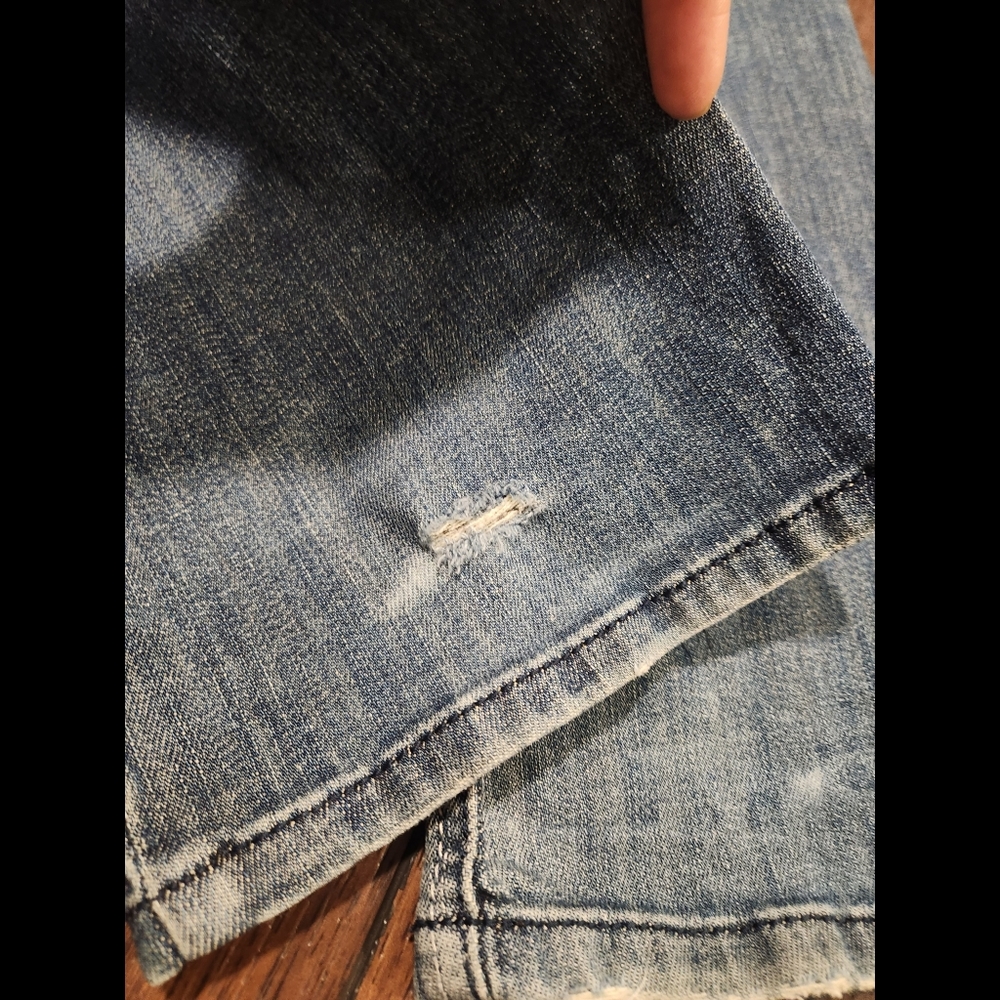 Machine Distressed Jeans - Picture 16 of 16